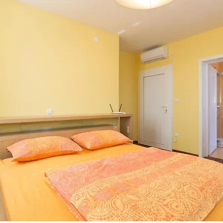 Apartment Ajda